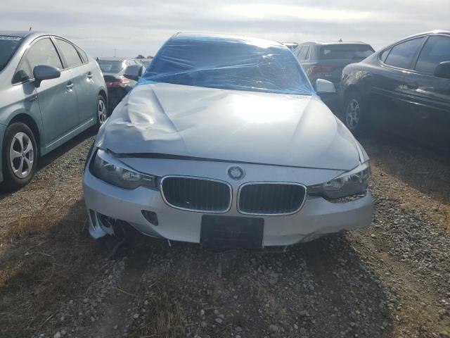 Photo 4 VIN: WBA3B1C58FK137444 - BMW 3 SERIES 