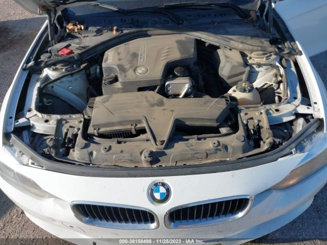 Photo 9 VIN: WBA3B1C58FK141347 - BMW 320I 