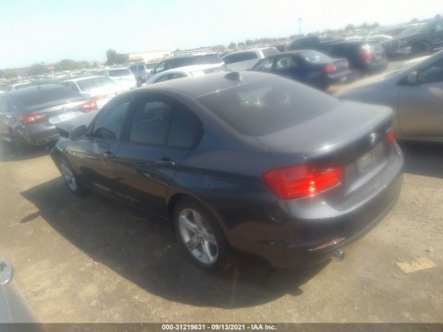 Photo 2 VIN: WBA3B1C58FP831036 - BMW 320 