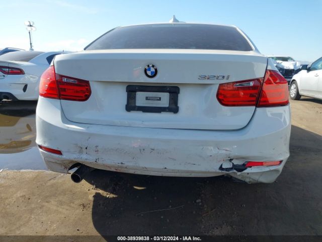 Photo 5 VIN: WBA3B1C59DF462030 - BMW 320I 