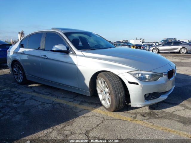 Photo 0 VIN: WBA3B1C59EK132431 - BMW 320I 