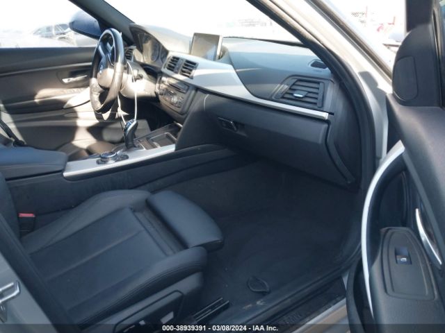 Photo 4 VIN: WBA3B1C59EK132431 - BMW 320I 