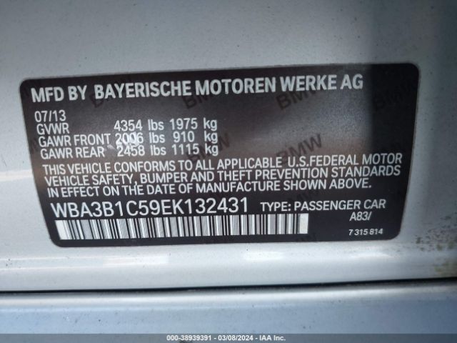 Photo 8 VIN: WBA3B1C59EK132431 - BMW 320I 