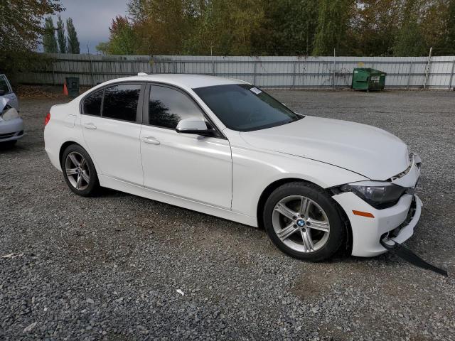 Photo 3 VIN: WBA3B1C59EP680934 - BMW 320 I 