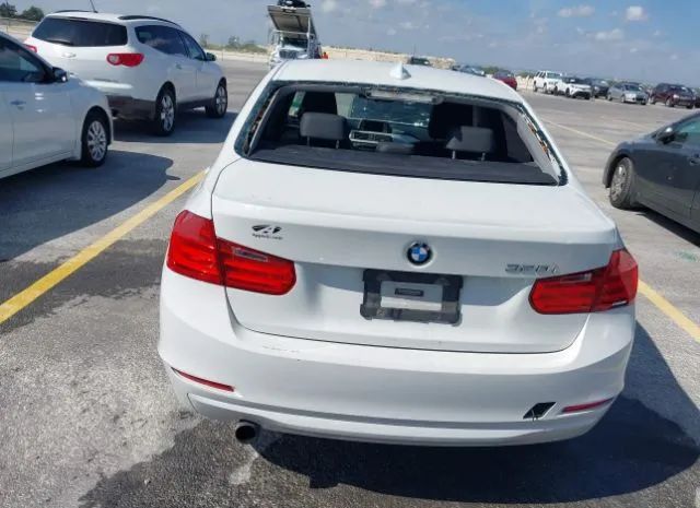 Photo 5 VIN: WBA3B1C59FK138800 - BMW 320I 