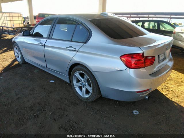 Photo 2 VIN: WBA3B1C59FK141437 - BMW 3 