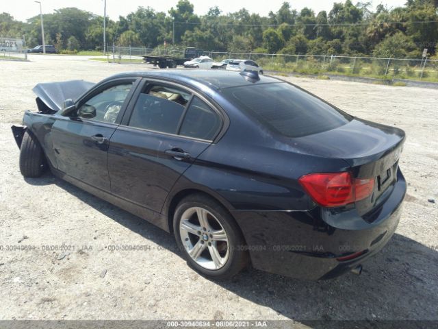 Photo 2 VIN: WBA3B1C59FP681339 - BMW 3 