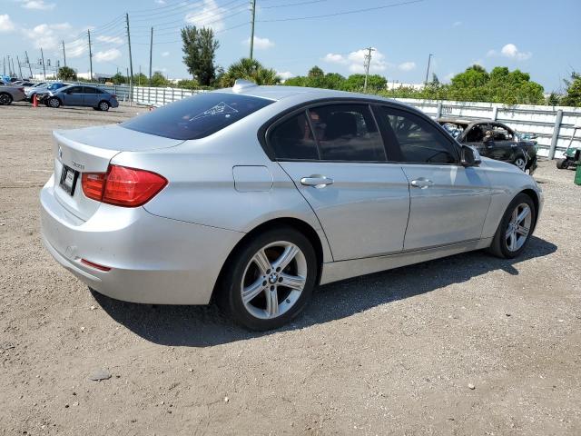 Photo 2 VIN: WBA3B1C59FP831241 - BMW 320 I 