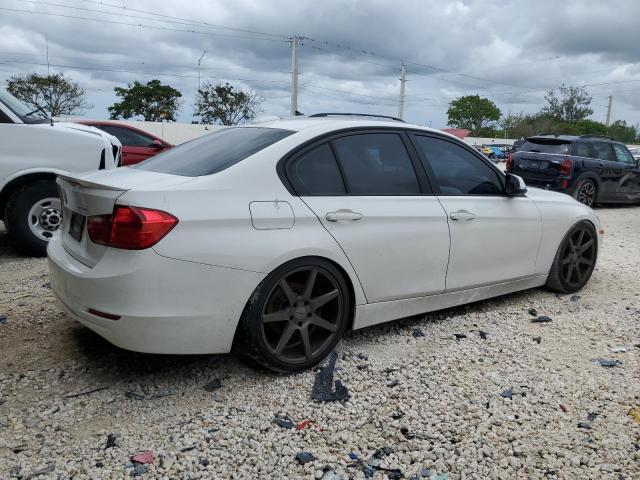 Photo 2 VIN: WBA3B1C5XEK131045 - BMW 3 SERIES 