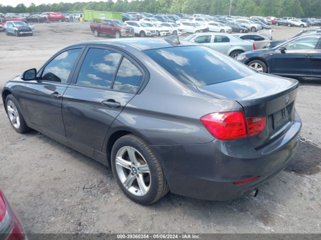 Photo 2 VIN: WBA3B1C5XEK131112 - BMW 320I 