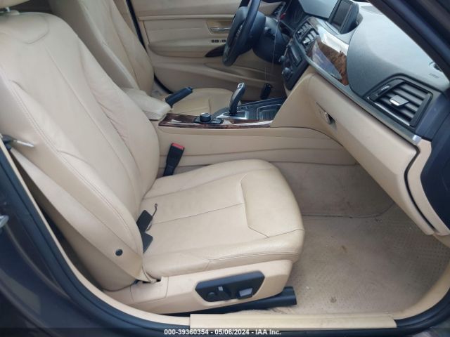 Photo 4 VIN: WBA3B1C5XEK131112 - BMW 320I 