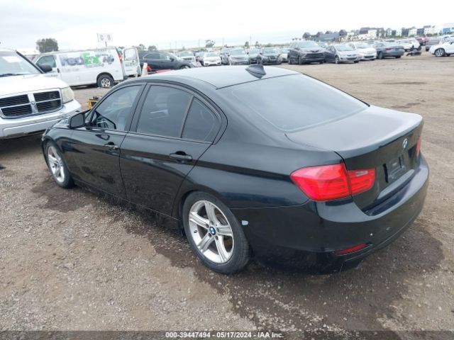 Photo 2 VIN: WBA3B1C5XEK133488 - BMW 320I 