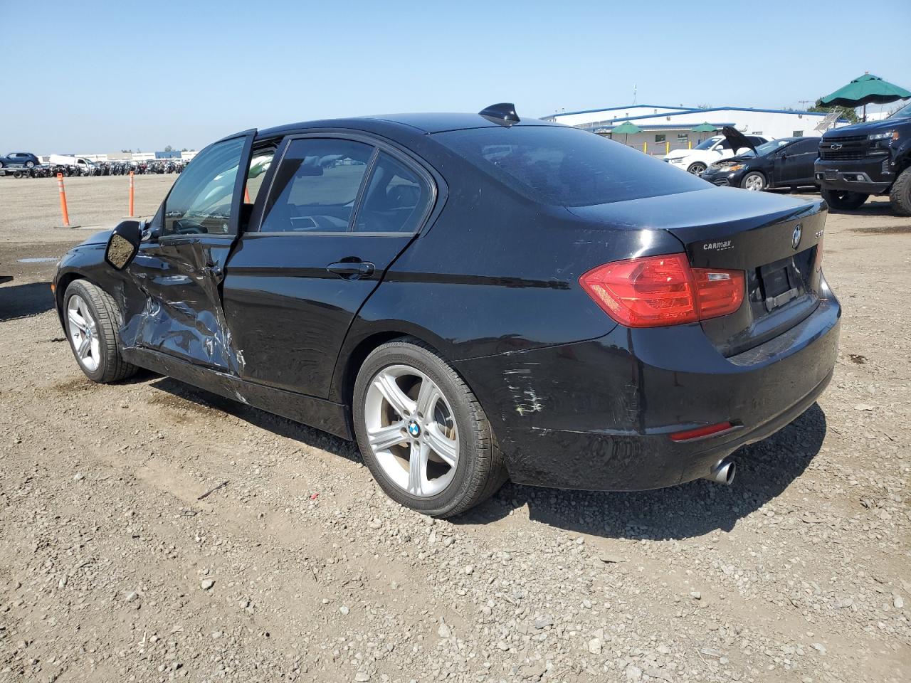 Photo 1 VIN: WBA3B1C5XEP680666 - BMW 3ER 