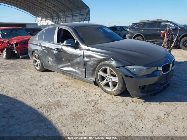 Photo 0 VIN: WBA3B1C5XFK138398 - BMW 320 