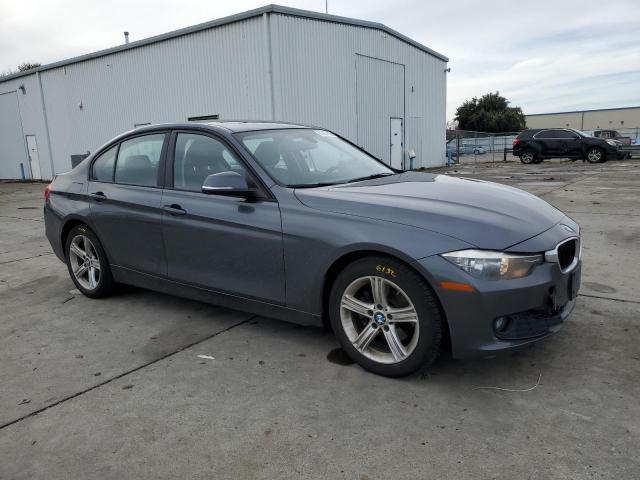 Photo 3 VIN: WBA3B1C5XFK139020 - BMW 3 SERIES 