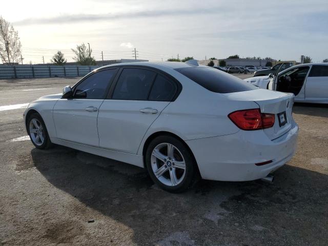 Photo 1 VIN: WBA3B1C5XFK139843 - BMW 320 I 