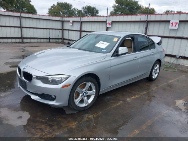 Photo 1 VIN: WBA3B1C5XFK141110 - BMW 320I 