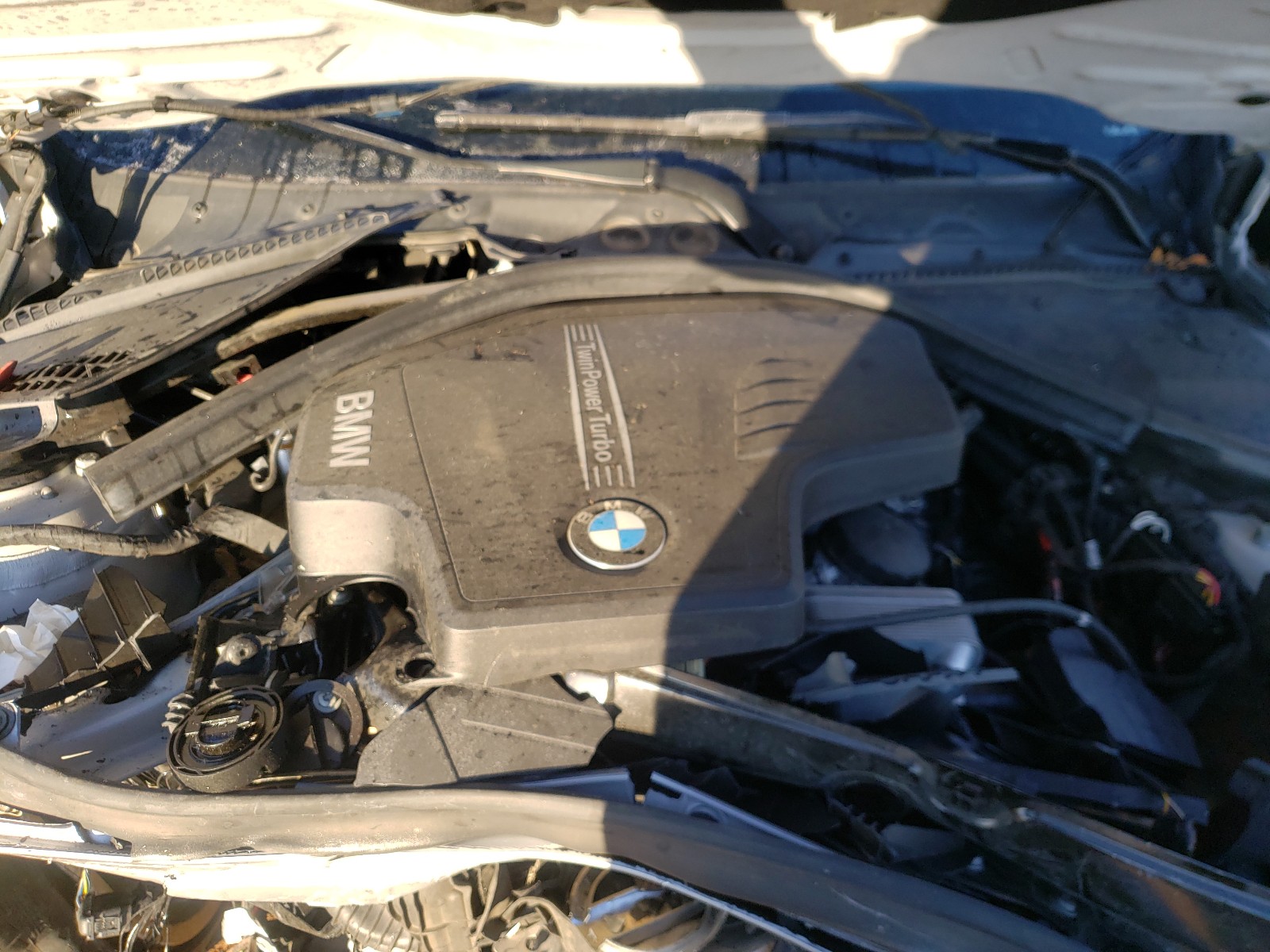 Photo 6 VIN: WBA3B1C5XFP831278 - BMW 320 I 