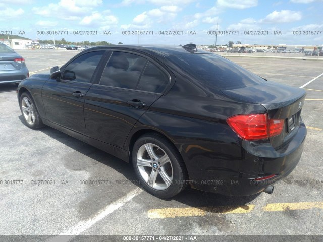 Photo 2 VIN: WBA3B1G50FNT05165 - BMW 3 