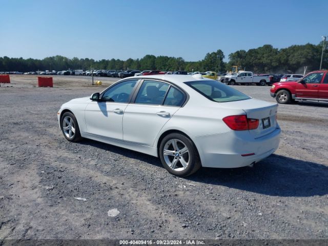 Photo 2 VIN: WBA3B1G50FNT05778 - BMW 320I 