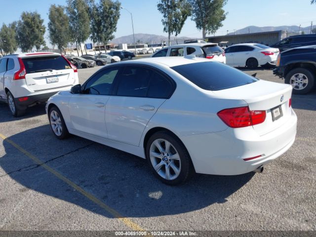 Photo 2 VIN: WBA3B1G50FNT06168 - BMW 320I 