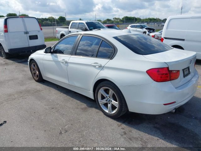 Photo 2 VIN: WBA3B1G51ENS79335 - BMW 320I 