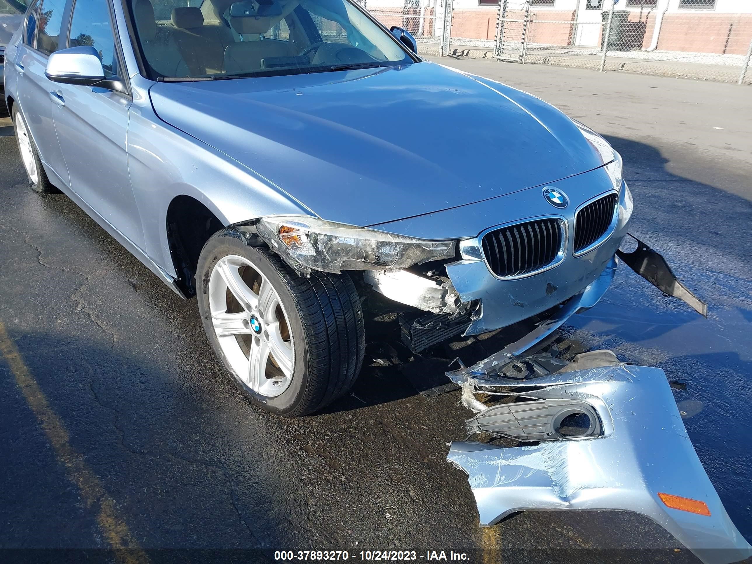 Photo 5 VIN: WBA3B1G51ENS81294 - BMW 3ER 