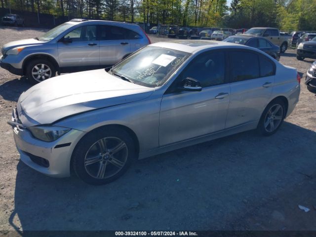 Photo 1 VIN: WBA3B1G51FNT07555 - BMW 320 