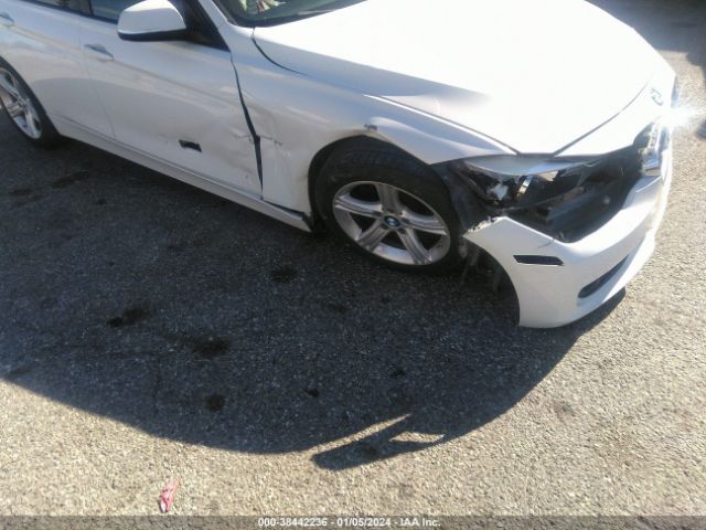 Photo 5 VIN: WBA3B1G52ENS77979 - BMW 320I 