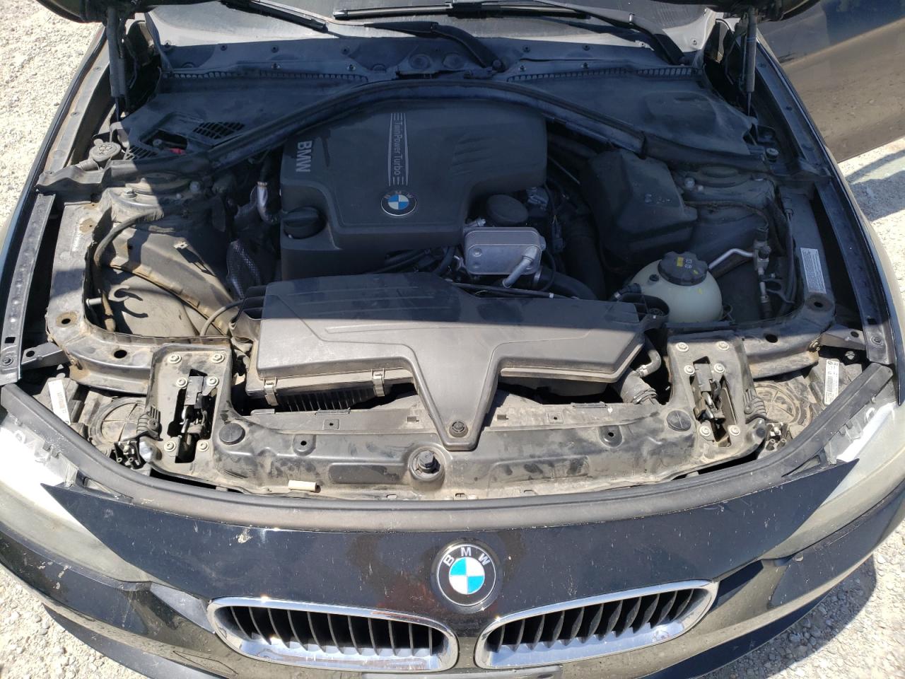 Photo 10 VIN: WBA3B1G52FNT01795 - BMW 3ER 