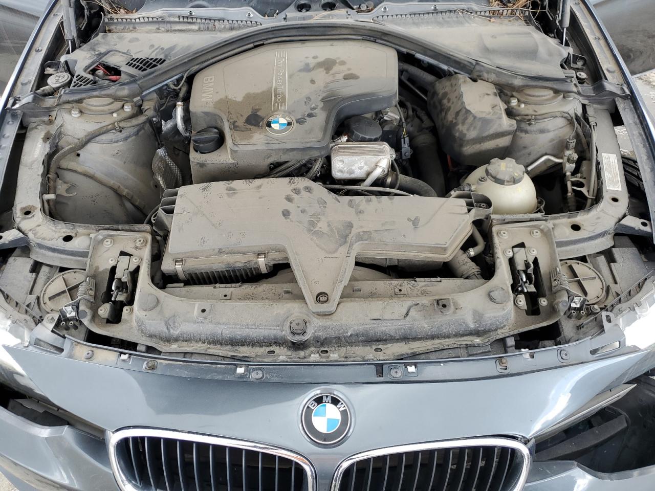 Photo 10 VIN: WBA3B1G52FNT01957 - BMW 3ER 