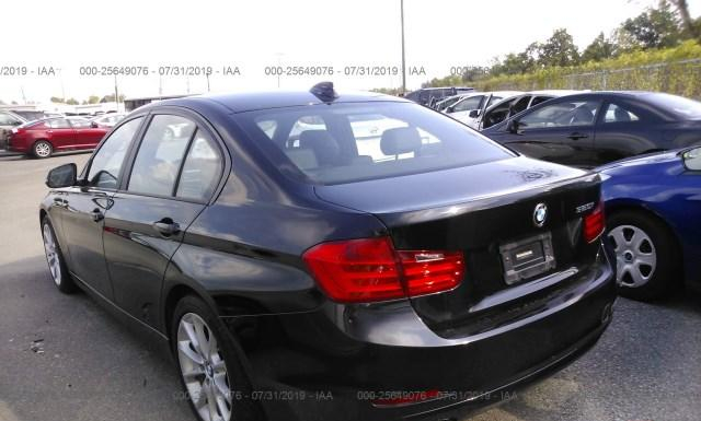 Photo 2 VIN: WBA3B1G54ENS77725 - BMW 320 