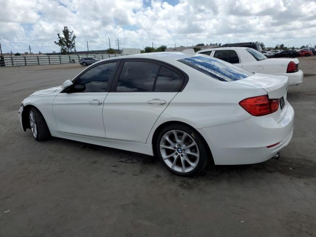 Photo 1 VIN: WBA3B1G54ENS78325 - BMW 320 I 