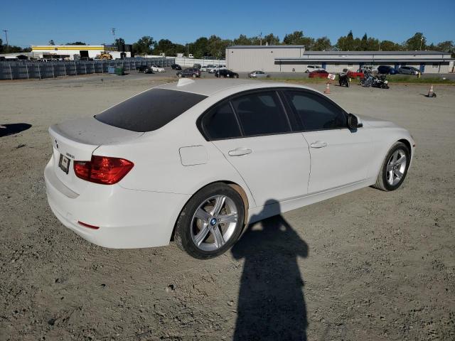 Photo 2 VIN: WBA3B1G55ENS77099 - BMW 3 SERIES 