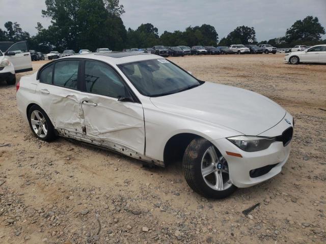 Photo 3 VIN: WBA3B1G55ENS80942 - BMW 320 I 