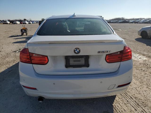 Photo 5 VIN: WBA3B1G55FNT03153 - BMW 320 I 