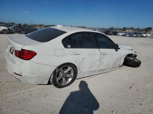 Photo 2 VIN: WBA3B1G55FNT07235 - BMW 3 SERIES 