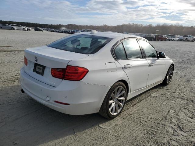 Photo 2 VIN: WBA3B1G55FNT07266 - BMW 3 SERIES 