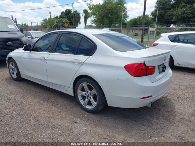 Photo 2 VIN: WBA3B1G55FNT64020 - BMW 320I 