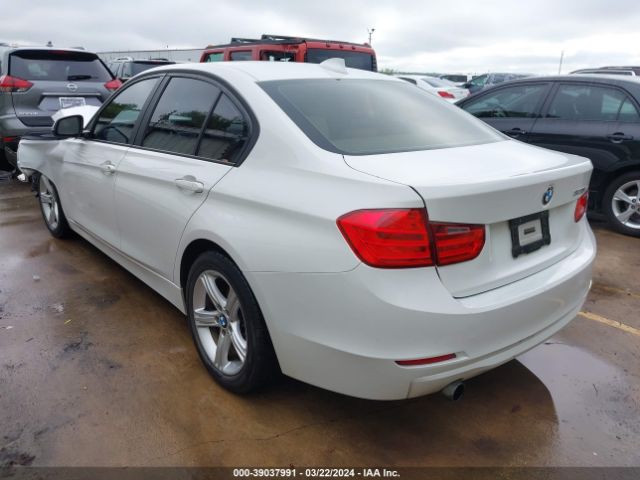 Photo 2 VIN: WBA3B1G56ENN90582 - BMW 320I 