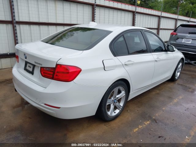 Photo 3 VIN: WBA3B1G56ENN90582 - BMW 320I 