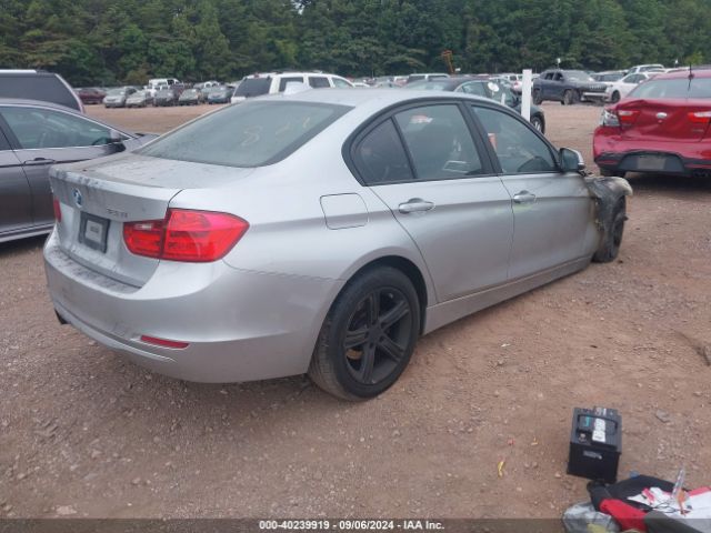 Photo 3 VIN: WBA3B1G56FNT03520 - BMW 320I 