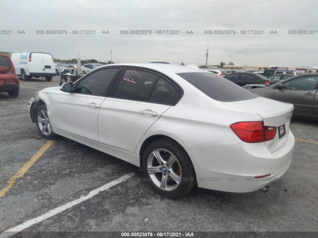 Photo 2 VIN: WBA3B1G56FNT63667 - BMW 320I 