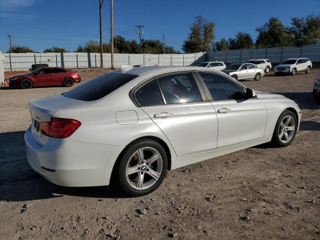 Photo 2 VIN: WBA3B1G57FNT02456 - BMW 3 SERIES 