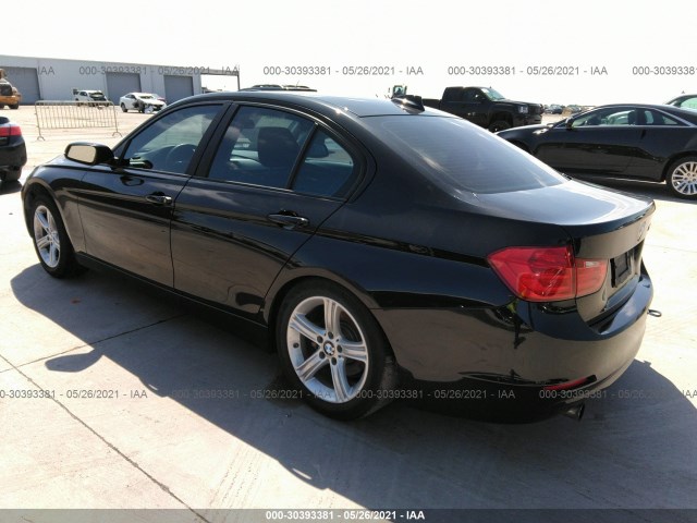 Photo 2 VIN: WBA3B1G58ENS80921 - BMW 3 