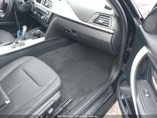 Photo 4 VIN: WBA3B1G59ENS79891 - BMW 320I 