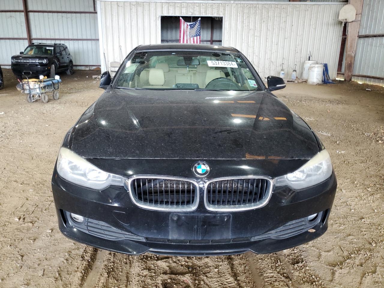 Photo 4 VIN: WBA3B1G59ENT00285 - BMW 3ER 