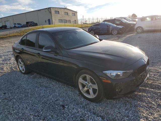 Photo 3 VIN: WBA3B1G5XFNT01821 - BMW 320 I 