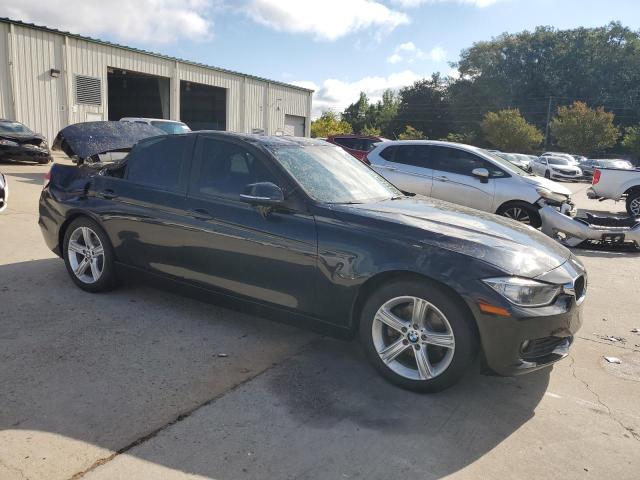 Photo 3 VIN: WBA3B1G5XFNT03035 - BMW 320 I 