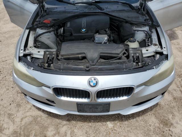 Photo 10 VIN: WBA3B1G5XFNT64773 - BMW 320 I 